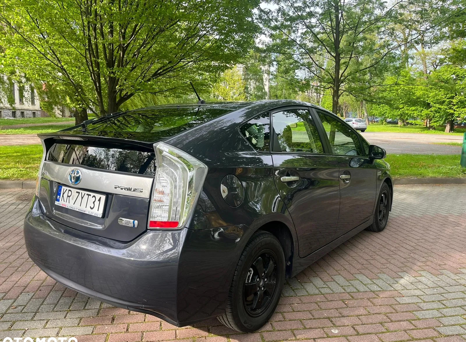 Toyota Prius cena 39900 przebieg: 267400, rok produkcji 2012 z Kraków małe 301